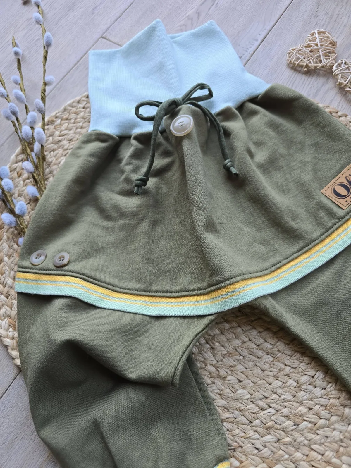 Bio Sweat Pumphose Gr.98/104 Khaki Streifen-Bündchen Übergang – Bild 3
