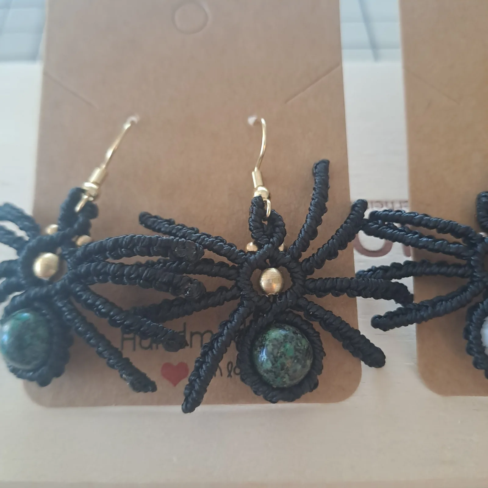 Halloween Spinnen Ohrring – Bild 2