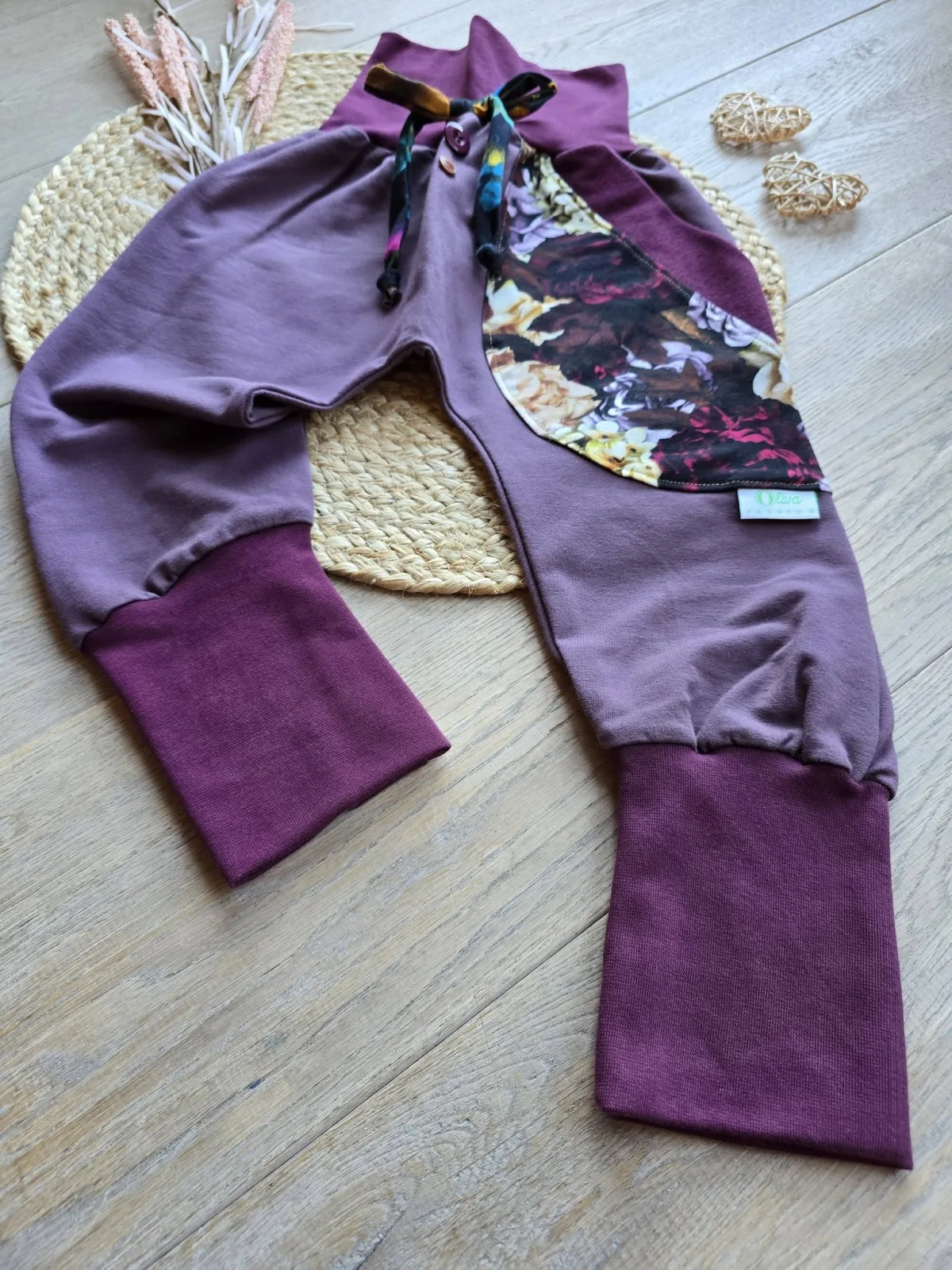 Pumphose Mädchen Organic Sweat Gr. 98/104 Beere mit Blumen – Bild 4