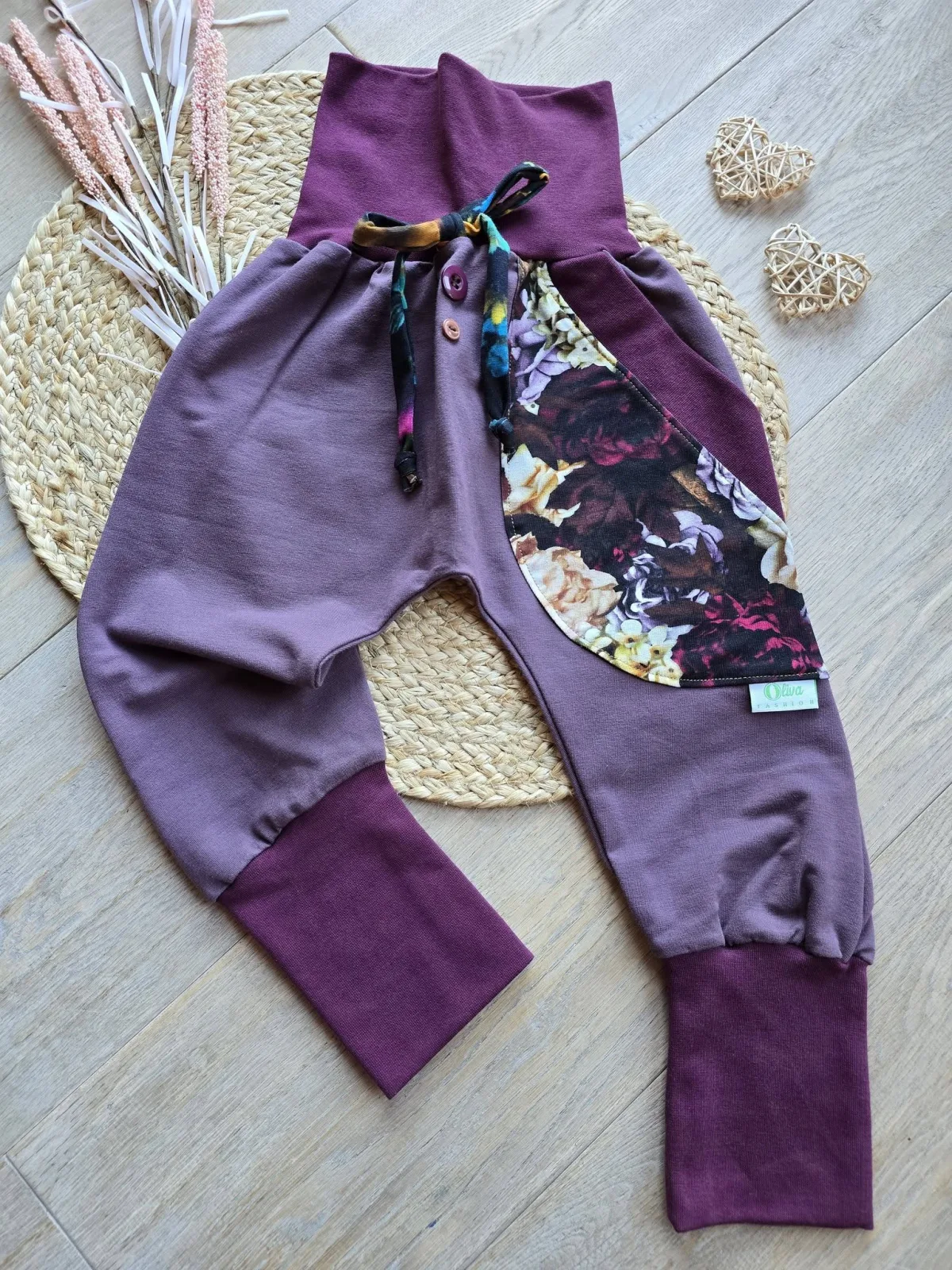 Pumphose Mädchen Organic Sweat Gr. 98/104 Beere mit Blumen – Bild 2