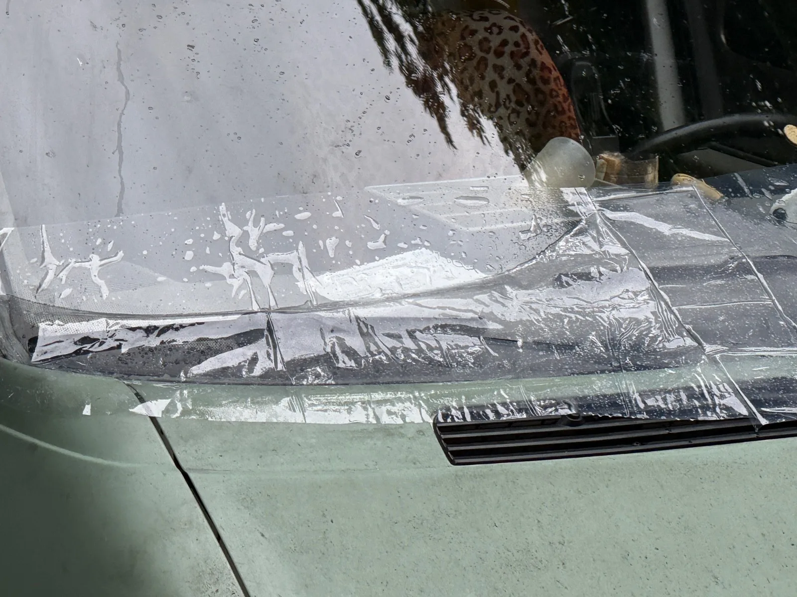Auto Laub Schutz Universal Car Cover, Windschutz, Scheibe, das Geschenk, leicht angebracht, für alle Autos und Bussle, das Geschenk – Bild 4
