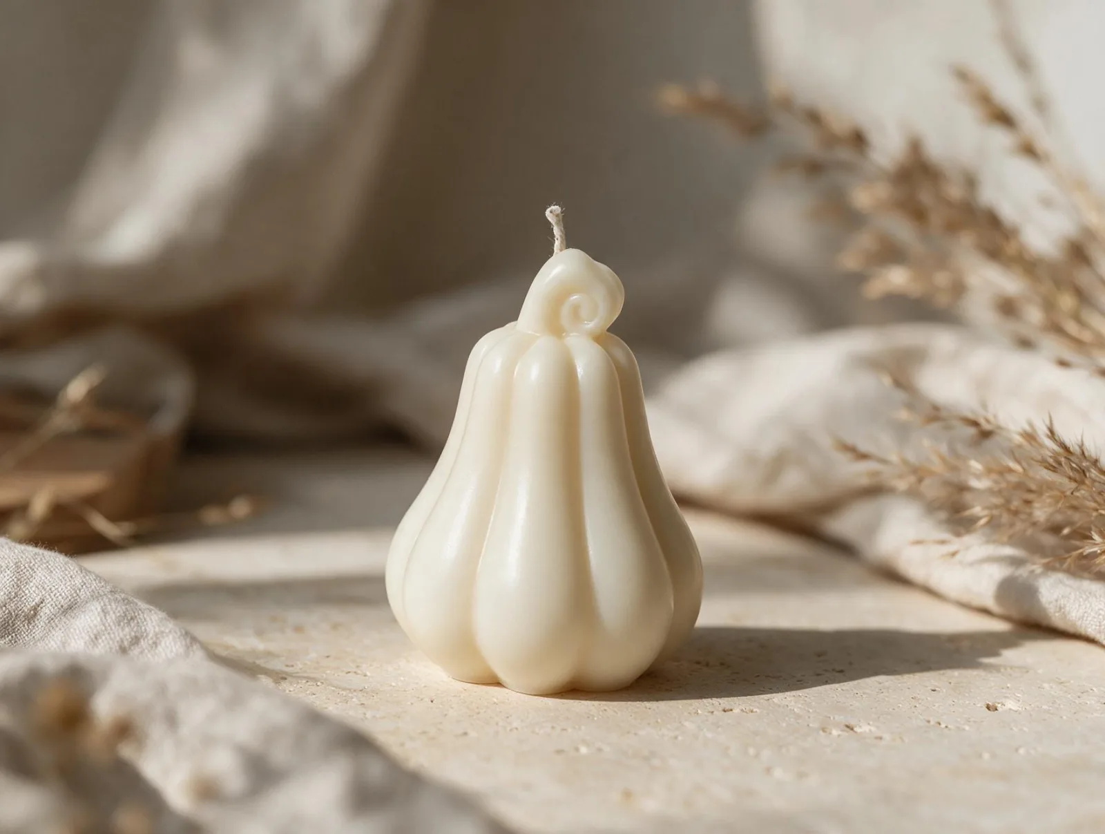 Kürbis Kerze aus Rapswachs – Herbstdeko & Geschenkidee