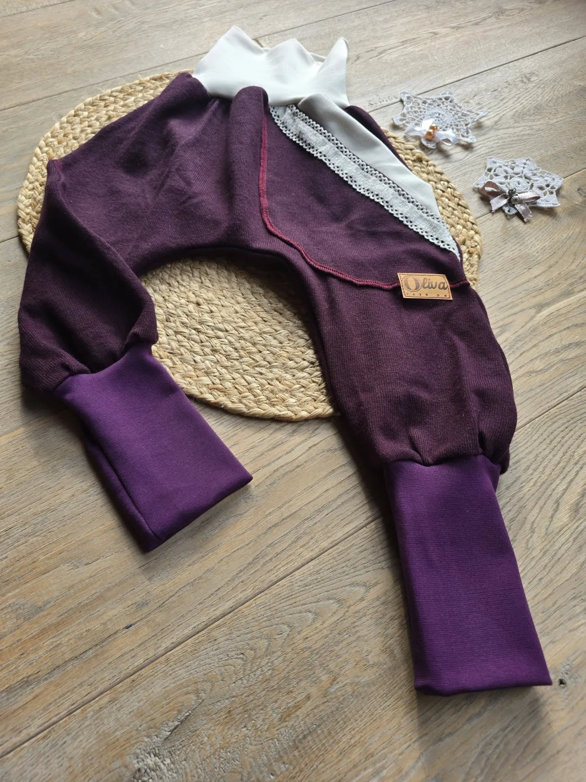 Pumphose aus Strickjersey Beere Spitze Gr.98/104 Unikat, weich – Bild 7