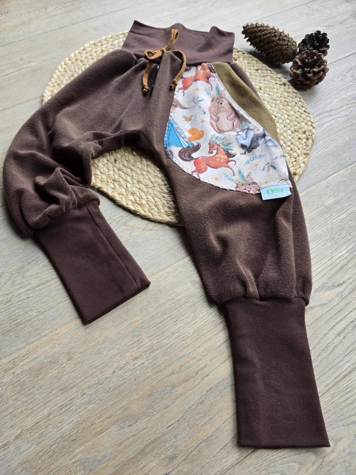 Frottee Kinderhose Gr.98/104 – Weiche Pumphose Braun mit Waldtiere – Bild 4