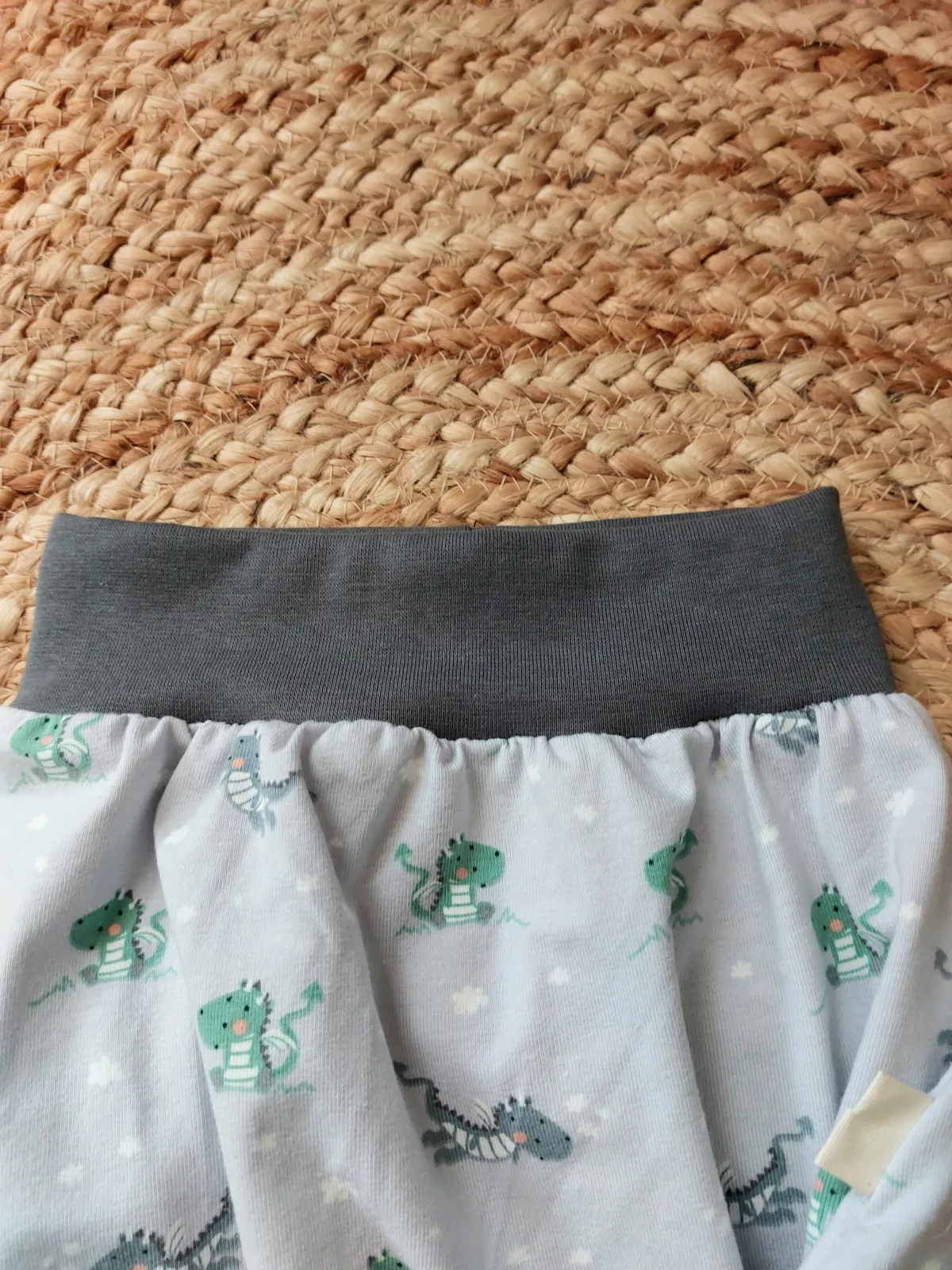 Pumphose für Kleinkinder aus Baumwolljersey , Größe 68, Farben grau/ grün – Bild 6