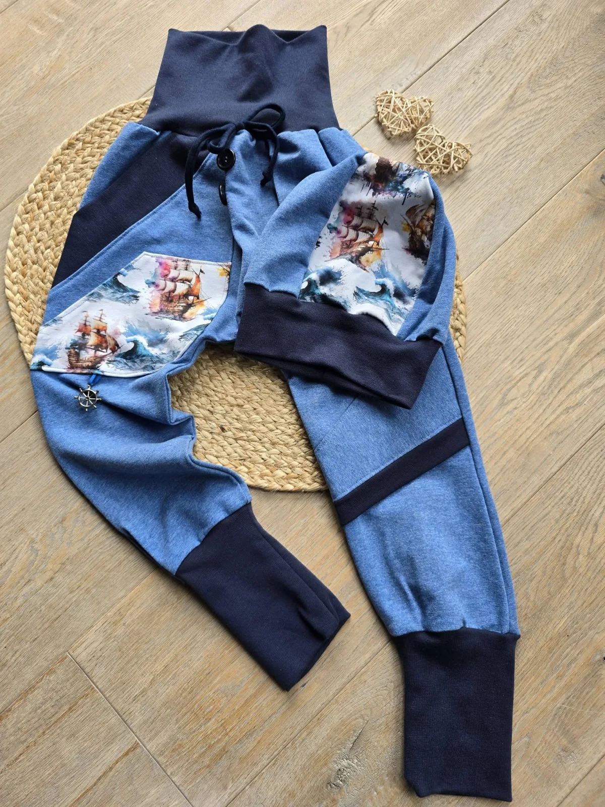 Kinder Pumphose Organic Jungen 110/116 Piratenboot Sweat – Bild 3
