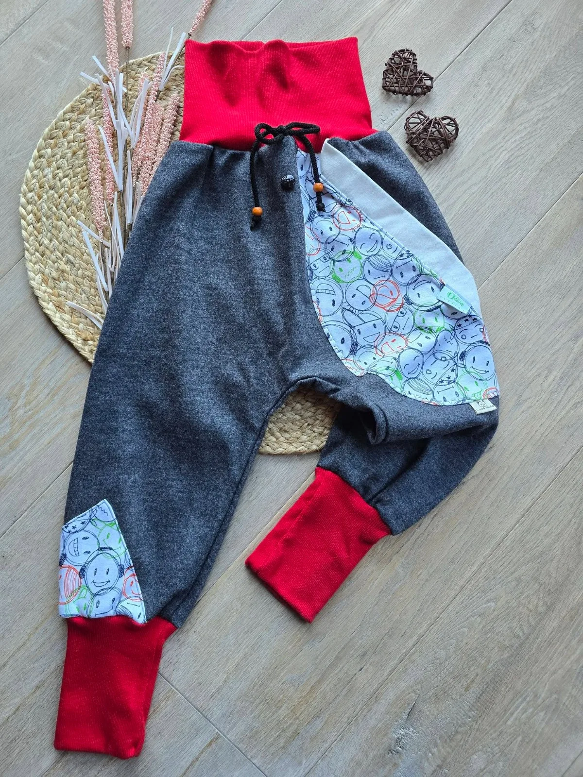 Kinder Pumphose Smiley Unisex Gr.110/116 Unikat Stoffhose