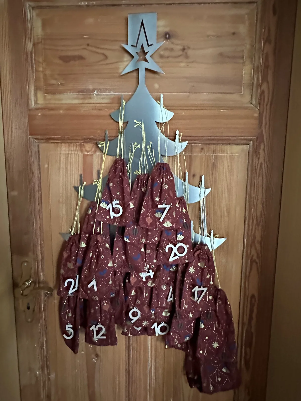 Adventskalendersäckchen zum selbst befüllen in rot/gold