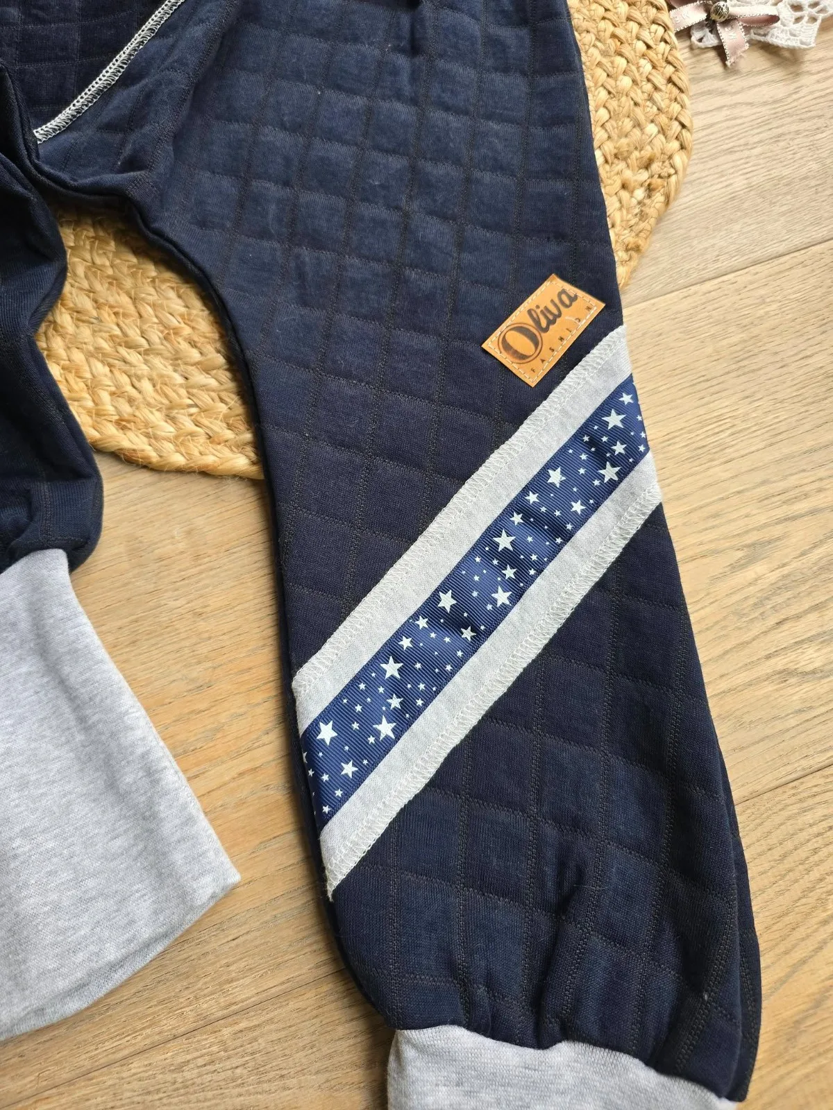 Gesteppte Kinderhose Gr.116/122 Sterne Warme für Herbst & Winter – Bild 3