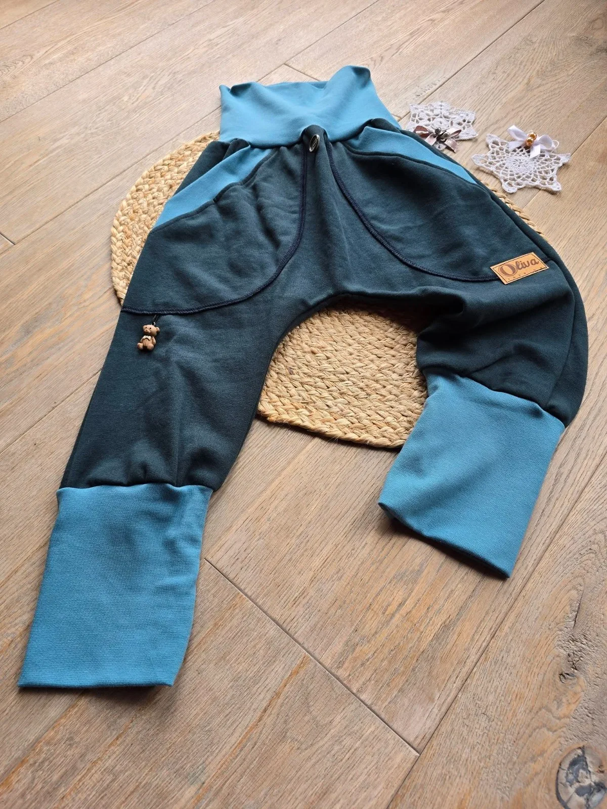 Kuschelige Organic Pumphose, angerautem Wintersweat Gr.104/110 warm Bärchen – Bild 5