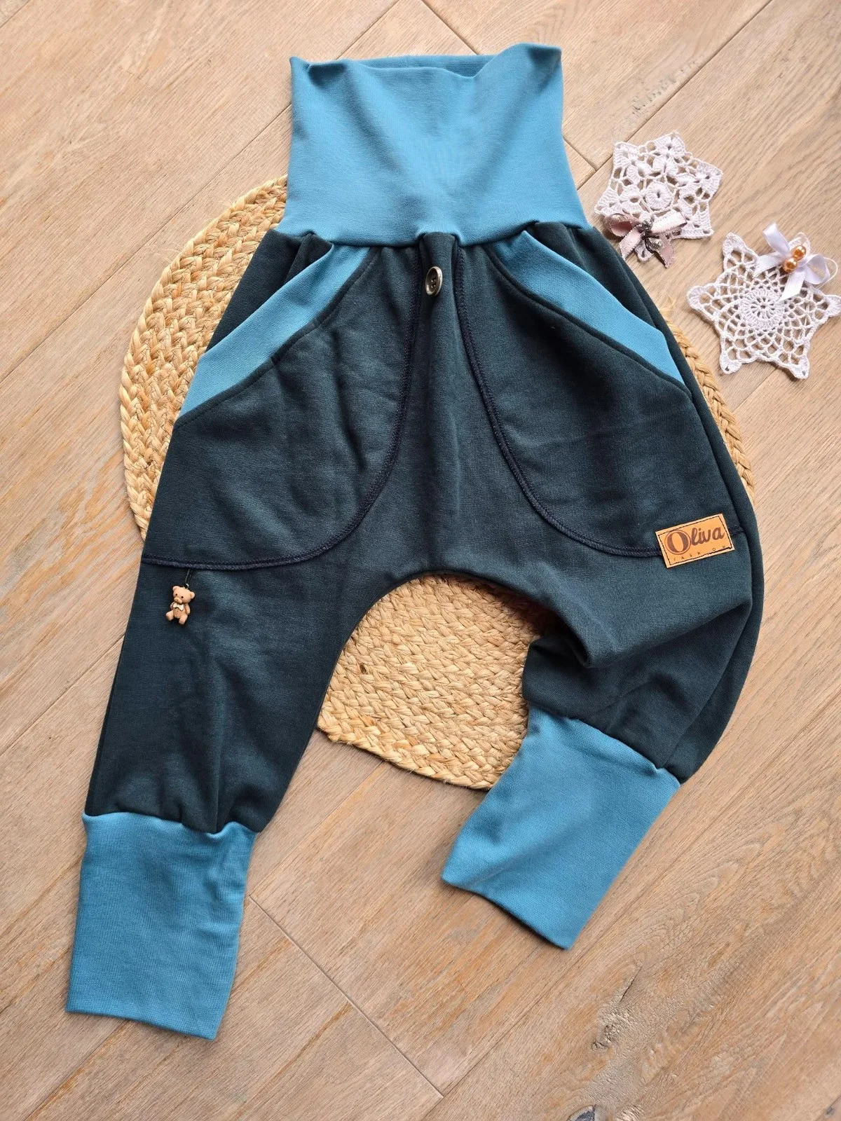 Kuschelige Organic Pumphose, angerautem Wintersweat Gr.104/110 warm Bärchen – Bild 2
