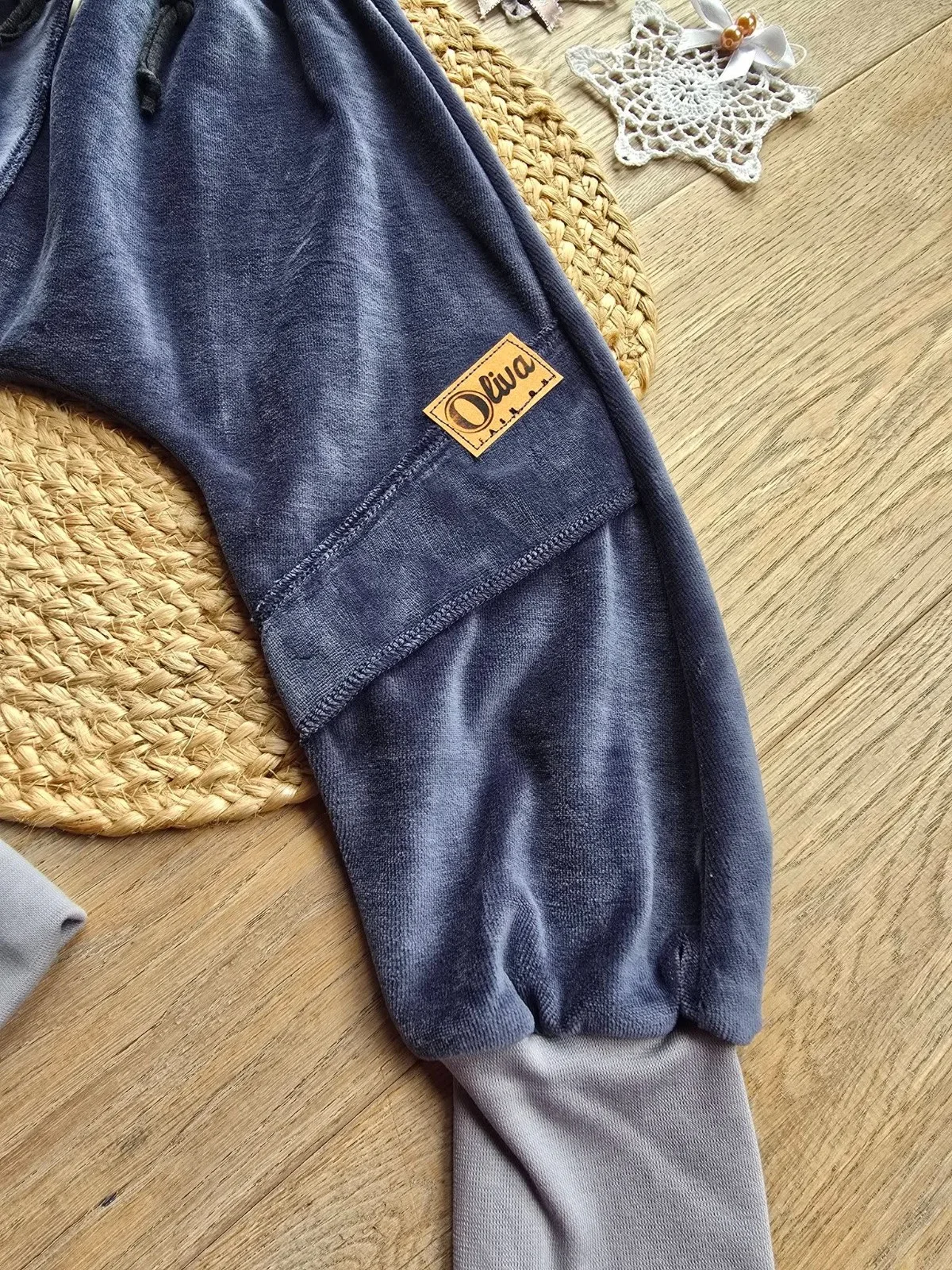 Pumphose Kinder Kuschelige Plüsch Gr.104/110 Weich warm Unisex – Bild 4