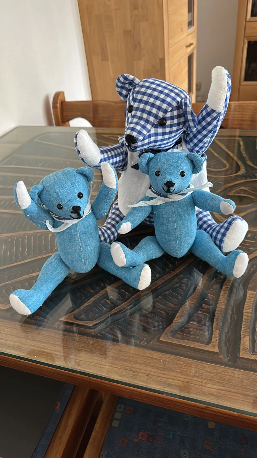 Erinnerungsteddy aus dem Kleidungsstück eines lieben Menschen gefertigt, handgenähter Teddybär aus Stoff, verschiedene Größen 35cm-60cm – Bild 2
