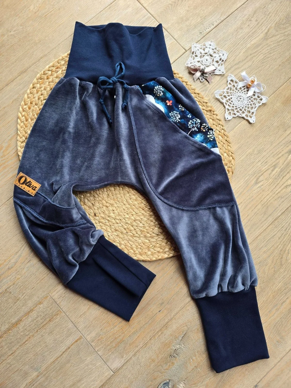 Kuschelige Pumphose Kinder Plüsch warm Blau Gr.104/110 weiche Winter-Motiv