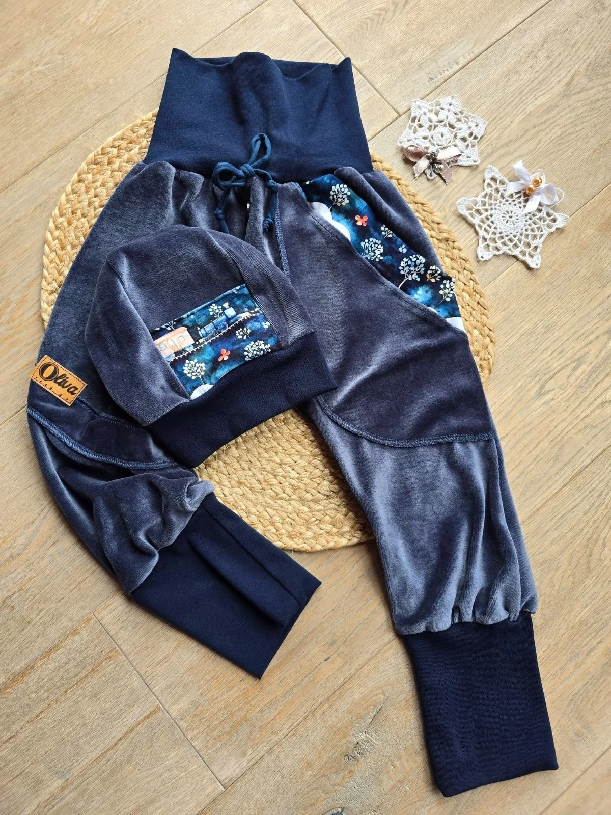 Kuschelige Pumphose Kinder Plüsch warm Blau Gr.104/110 weiche Winter-Motiv – Bild 2