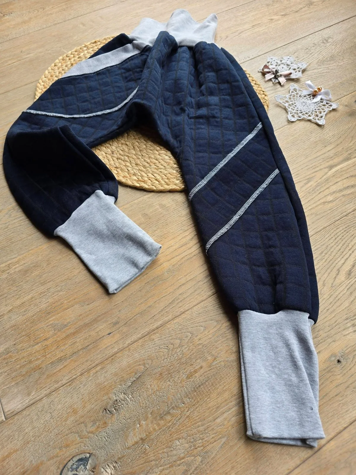 Gesteppte Kinderhose Gr.122/128 – Warme Pumphose für Herbst & Winter – Bild 4