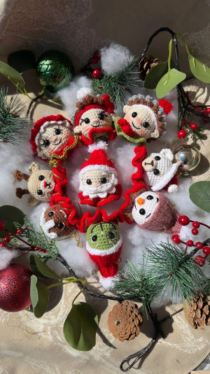 Handgehäkeltes Weihnachtsdeko-Set – 9 Figuren – Bild 7