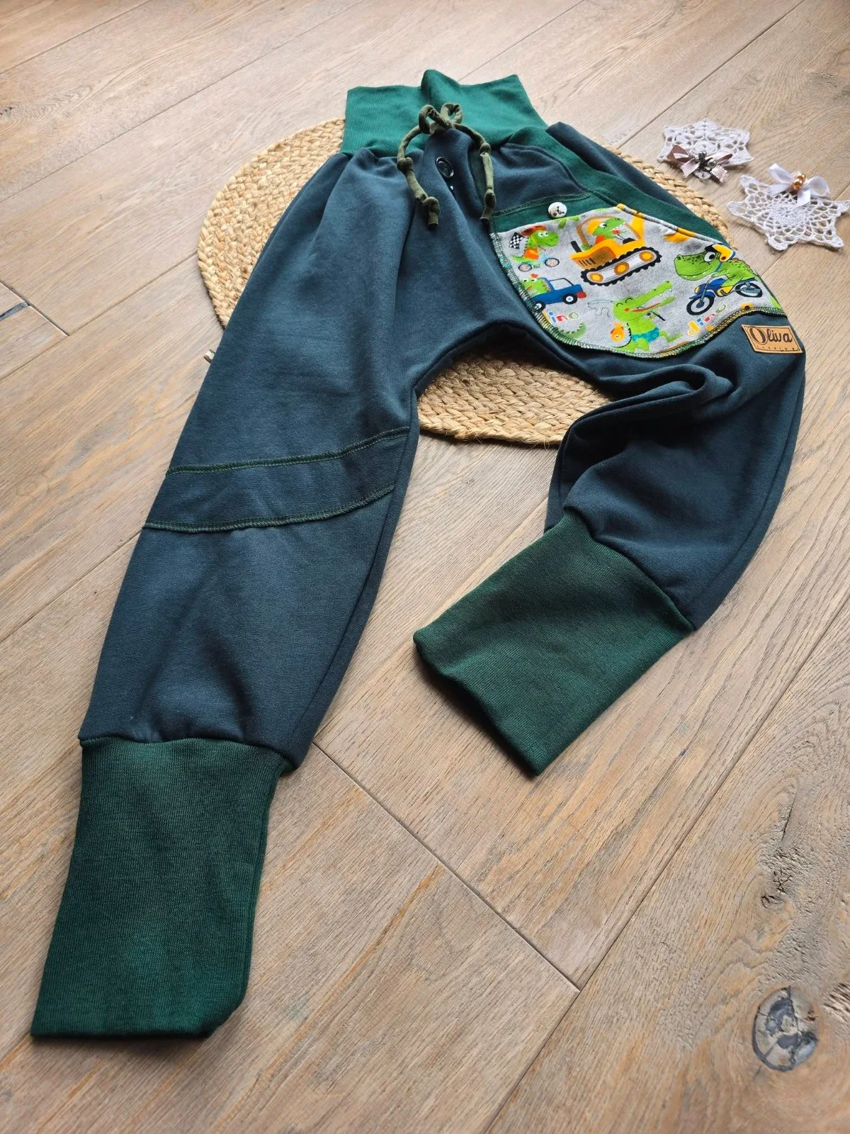 Kuschelige Pumphose, angerautem Wintersweat Gr.122/128 warm Krokodil – Bild 5
