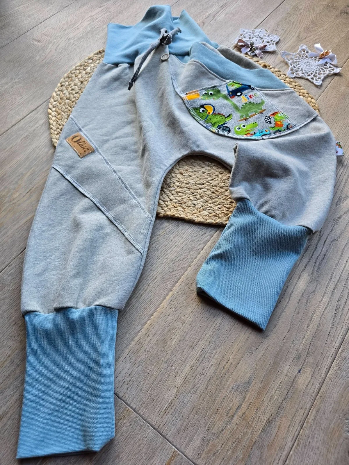 Kuschelige Bio Pumphose, angerautem Wintersweat Gr.110/116 warm Dinosaurier – Bild 6
