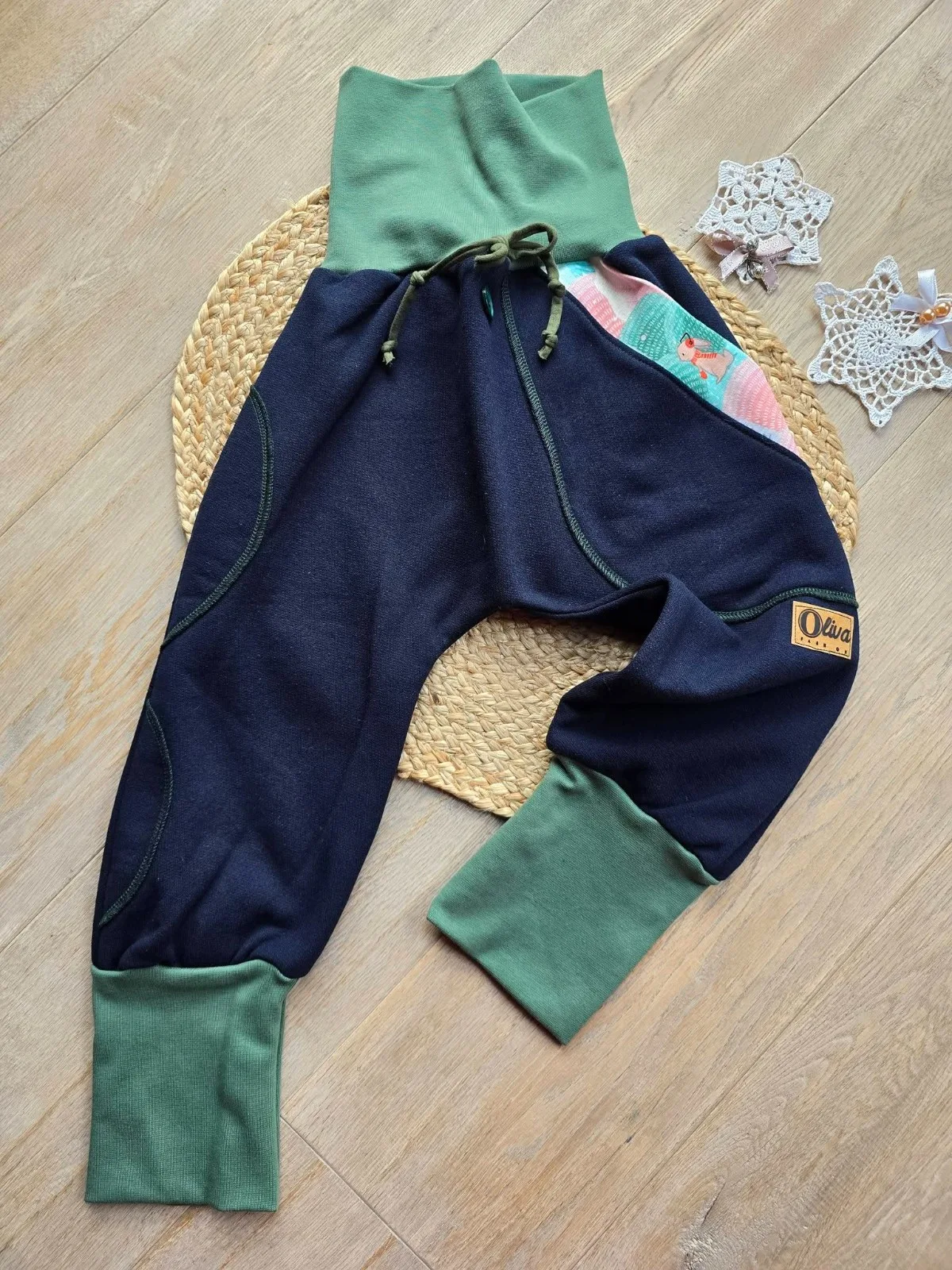 Kuschelige Kinder Pumphose, angerautem Wintersweat Gr.110/116 Unisex & Wintermotiv