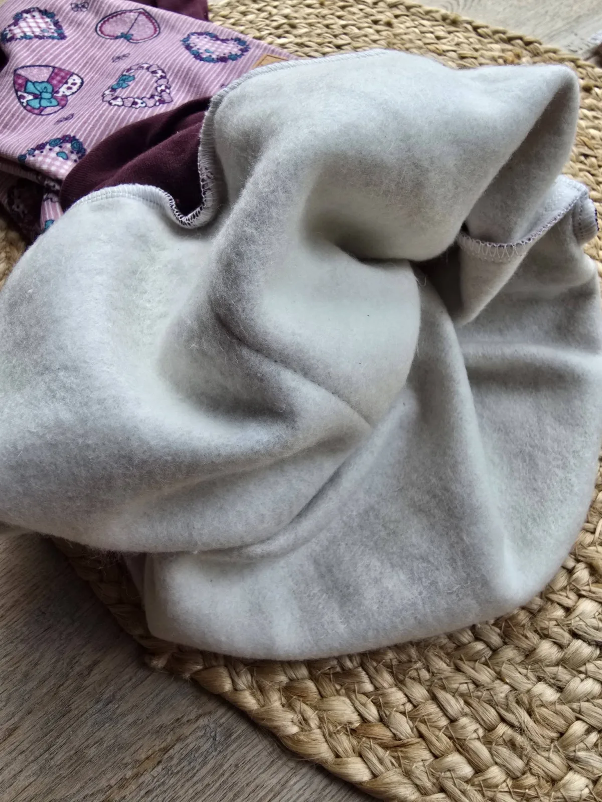 Kuschelige Kinder Bio Pumphose,angerautem Wintersweat Gr.110/116 warm,mit Herzen & Herzspitze – Bild 8