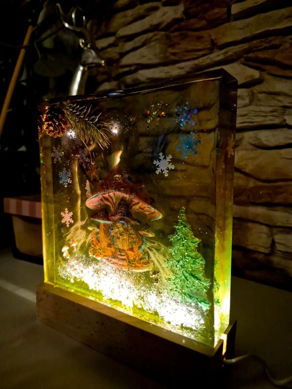 LED Epoxidharz Lampe Weihnachtsdeko – Winter Pilzhaus Kunstharz Handmade Geschenk – Bild 3