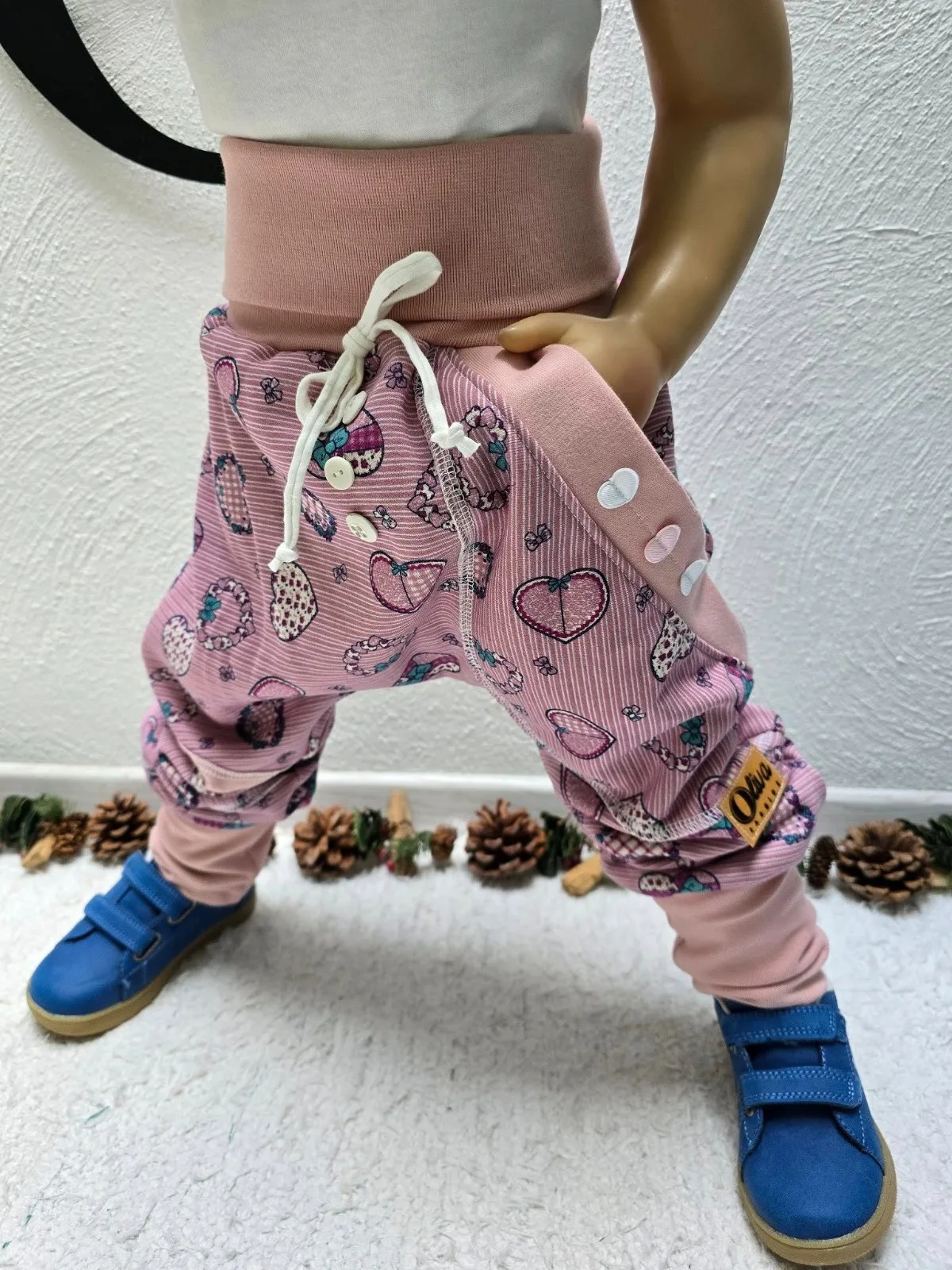 Kuschelige Kinder Bio Pumphose aus angerautem Wintersweat Gr.110/116 – flauschig warm, Mädchenhose – Bild 2