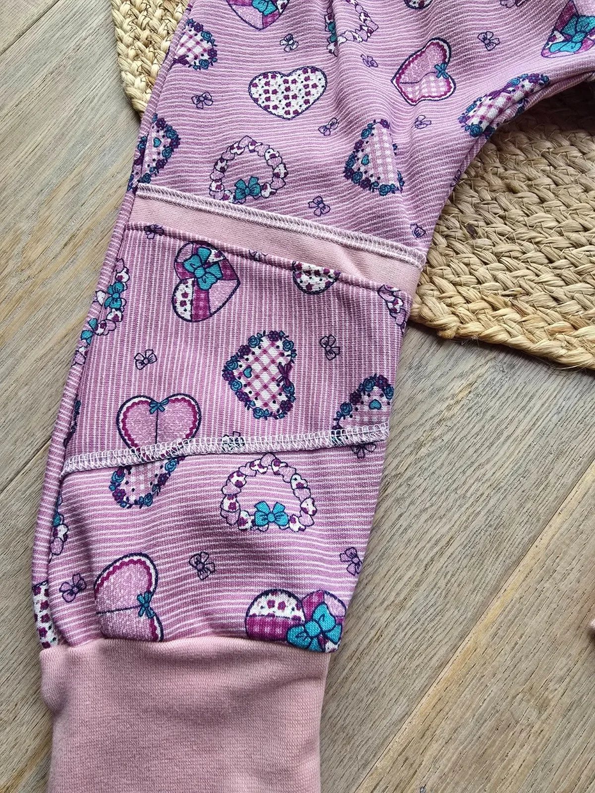 Kuschelige Kinder Bio Pumphose aus angerautem Wintersweat Gr.110/116 – flauschig warm, Mädchenhose – Bild 4
