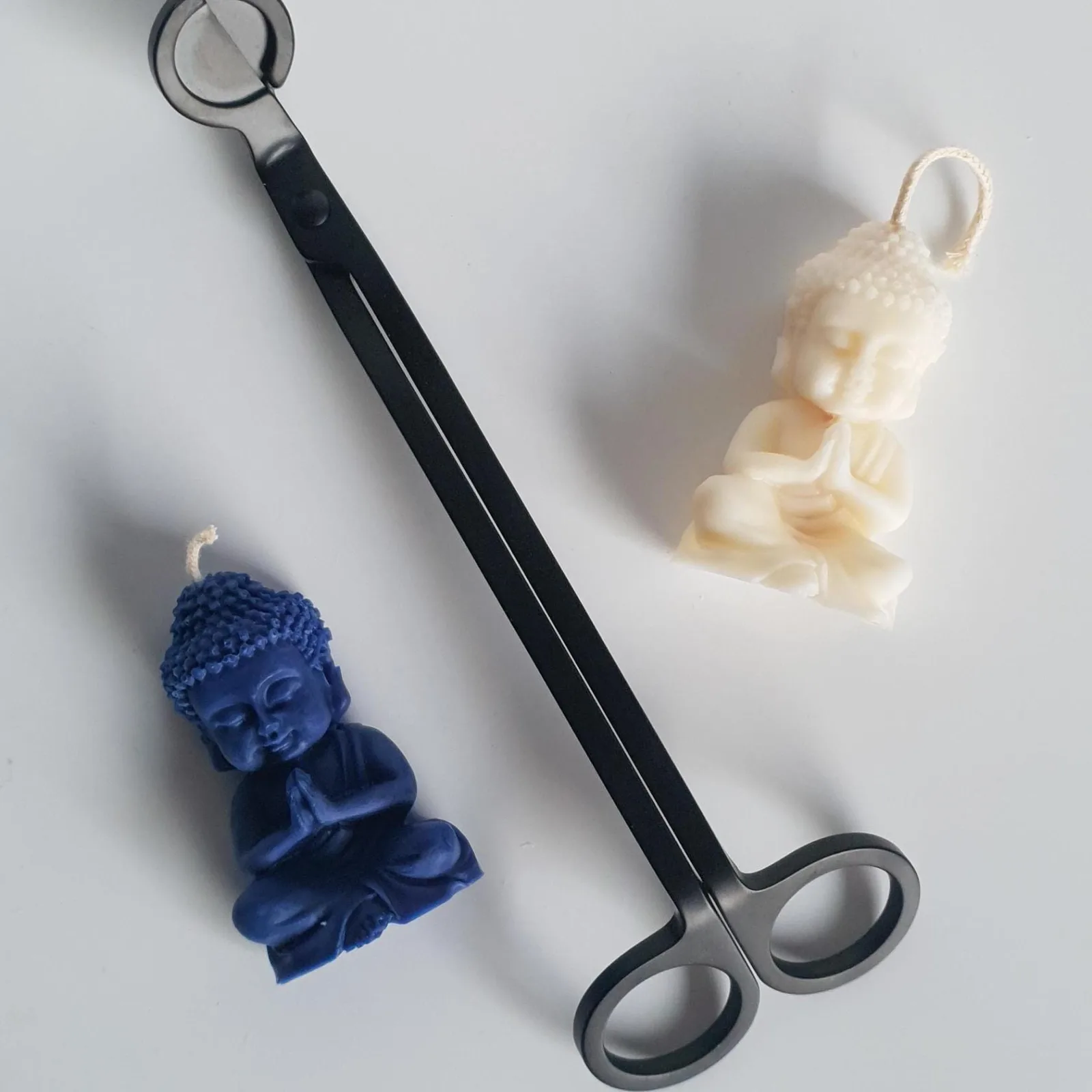 Buddha Kerze aus Rapswachs – spirituelle Deko für Meditation & Yoga – Bild 2