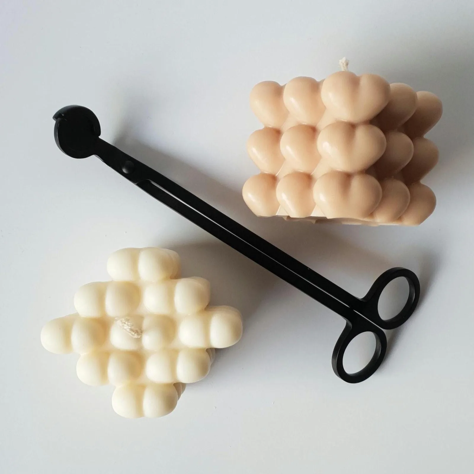 Herz Bubble Kerze aus Rapswachs – moderne Deko Kerze | handgemacht & vegan | Geschenk für Frauen