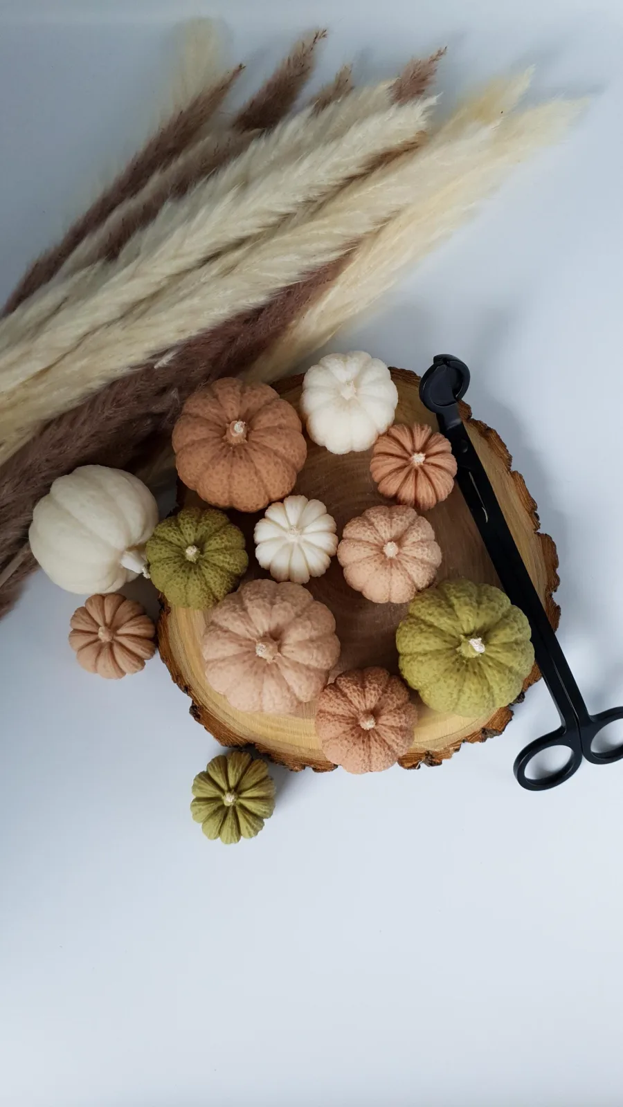 Kürbiskerzen 3er-Set aus Rapswachs – Herbstdeko & Tischdeko